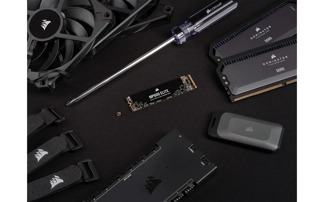 Corsair MP600 ELITE 4TB Gen4 PCIe x4 NVMe M.2 SSD