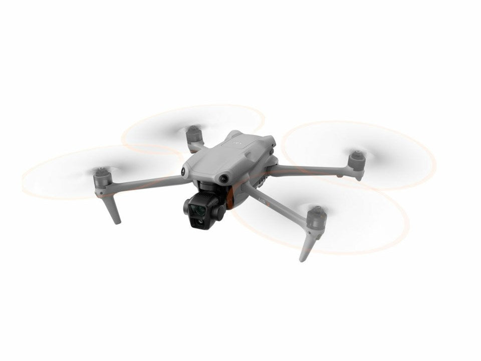 DJI Air 3 drone DJI RC-N2 ohjaimella