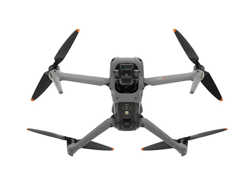 DJI Air 3 drone DJI RC-N2 ohjaimella