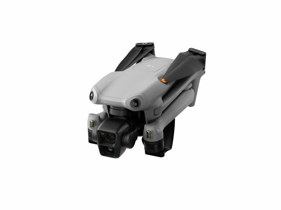 DJI Air 3 drone DJI RC-N2 ohjaimella