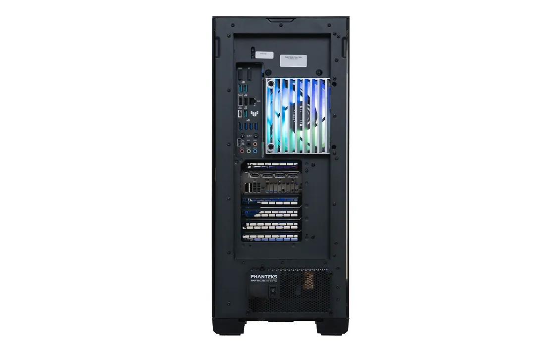 Blackstorm 5090 R9 pelitietokone