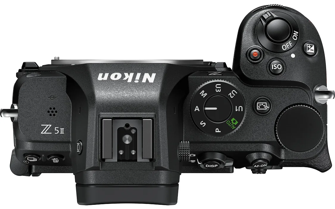 Nikon Z5 (100 kpl TARJOUSERÄ)